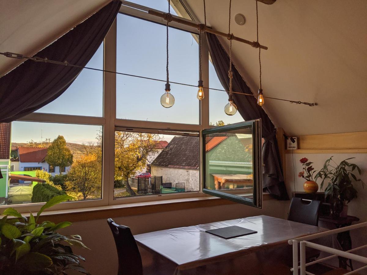 Bonito - Historischer Streckhof Schuetzen am Gebirge Luaran gambar